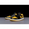 NIKE AIR Jordan 1 Low Homme Adulte 553558-093